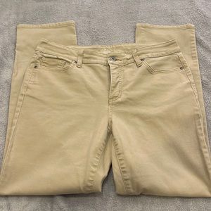 🍍3/$15🍍 St. John’s bay straight leg khaki pants, size 14